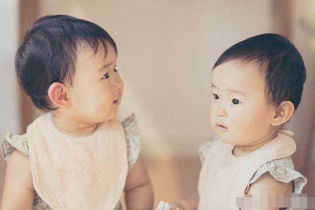 香港验血鉴别y男女,想要生一对“双胞胎”，备孕女人可以从这4个方面做准备！